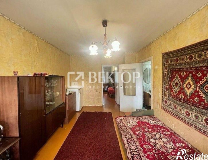 2-комн квартира пр-д Матросова, 5,  д. 5