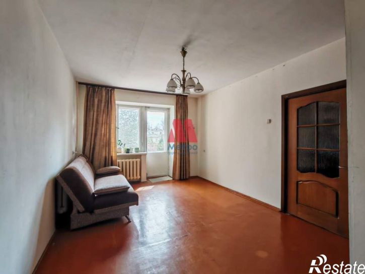 4-комн квартира Суркова улица, д.7