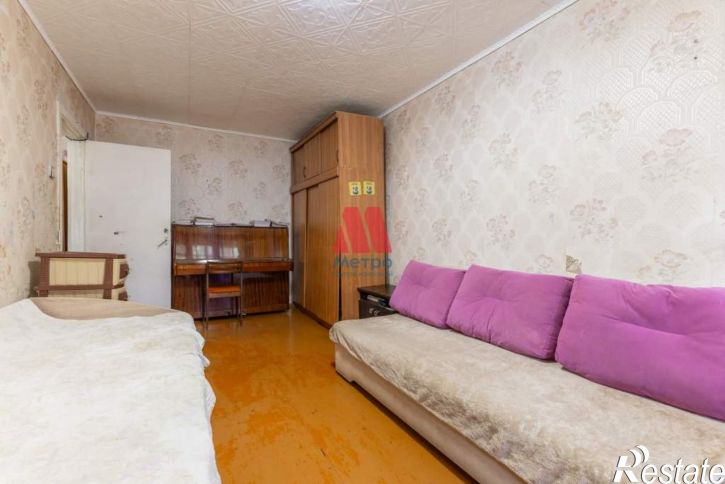 4-комн квартира Дзержинского проспект, д.61а
