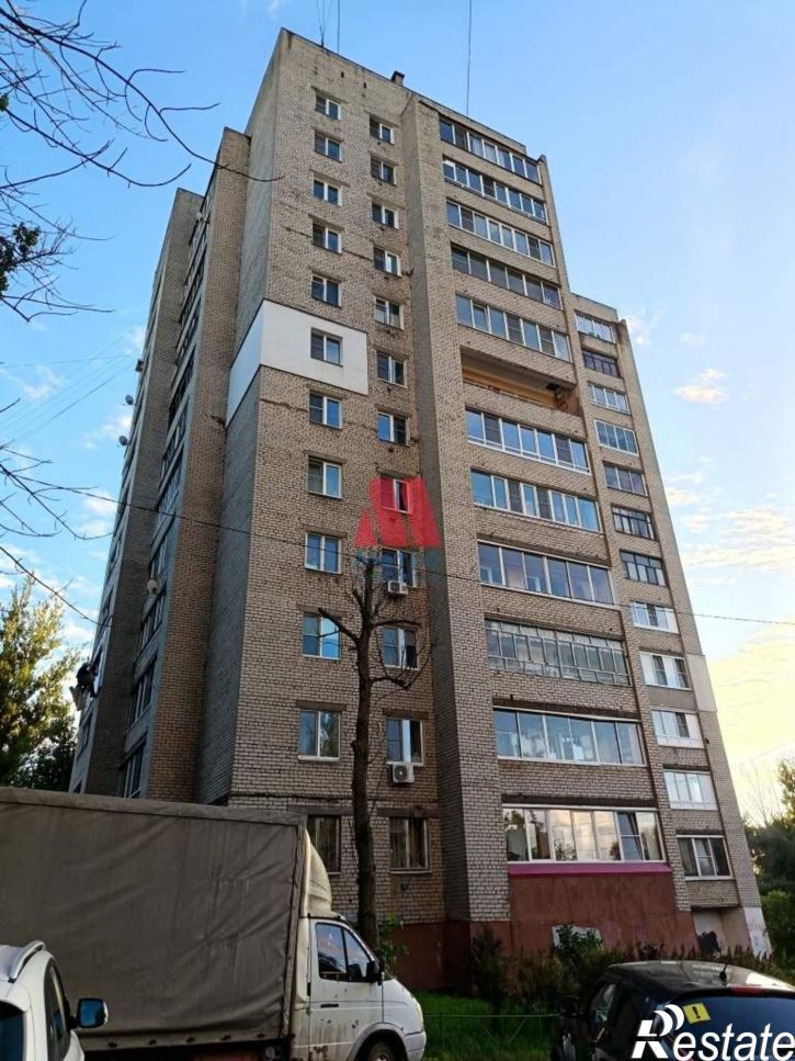 2-комн квартира Большие Полянки улица, д.11