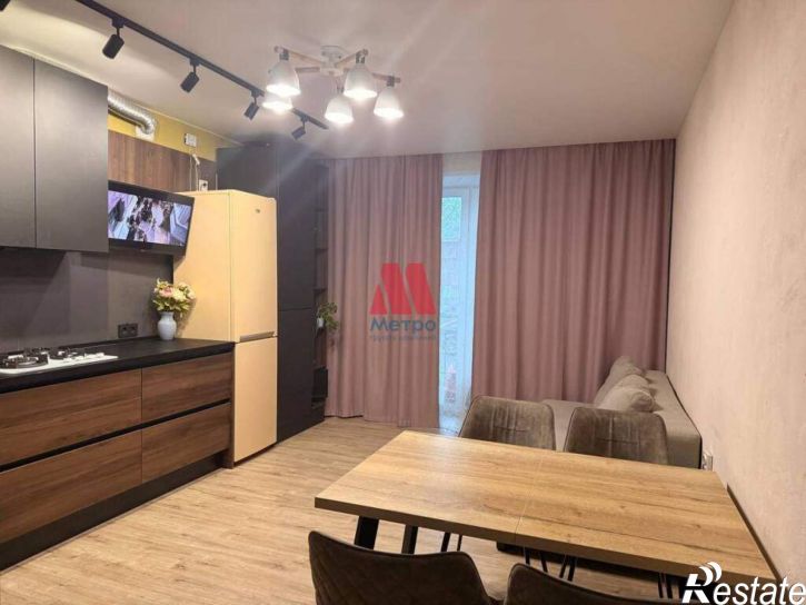 2-комн квартира Авиаторов проспект, д.11