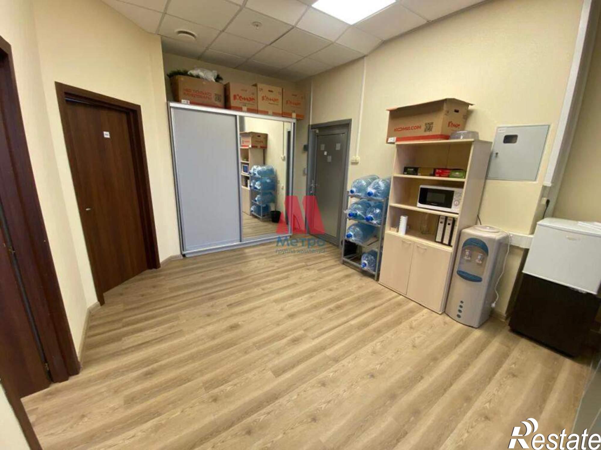 Сдать офис, помещение под офис за 115 000 рублей на Победы улица, д.14а