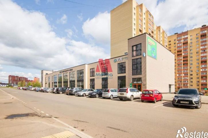 Торговое помещение Строителей улица, д.зд18а