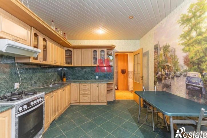 3-комн квартира улица Курчатова, 9 к2,  д. 9 к2