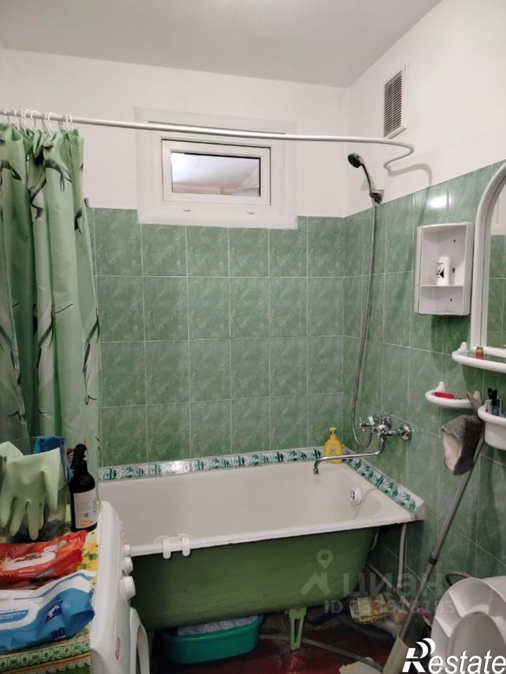 2-комн квартира улица Бахвалова, 9Б,  д. 9Б
