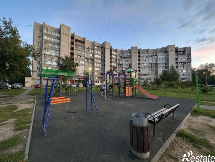 2-комн квартира улица 8 Марта, 21,  д. 21