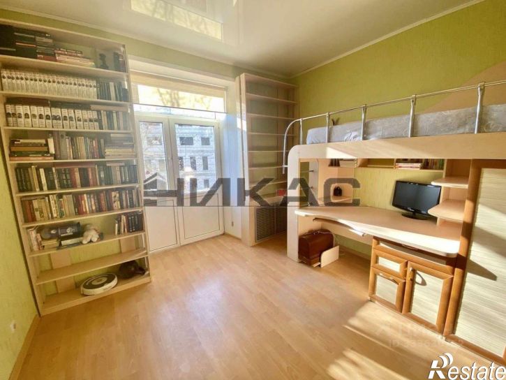 2-комн квартира улица Фурманова, 1,  д. 1