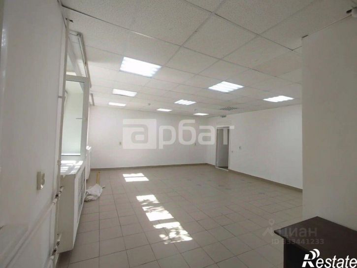 3-комн квартира улица Чкалова, 35,  д. 35