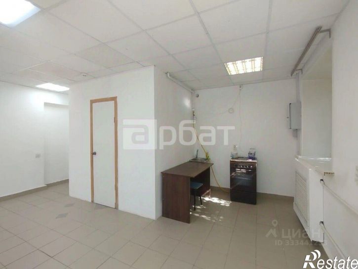 3-комн квартира улица Чкалова, 35,  д. 35