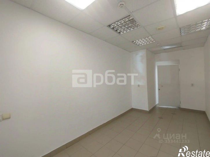 3-комн квартира улица Чкалова, 35,  д. 35