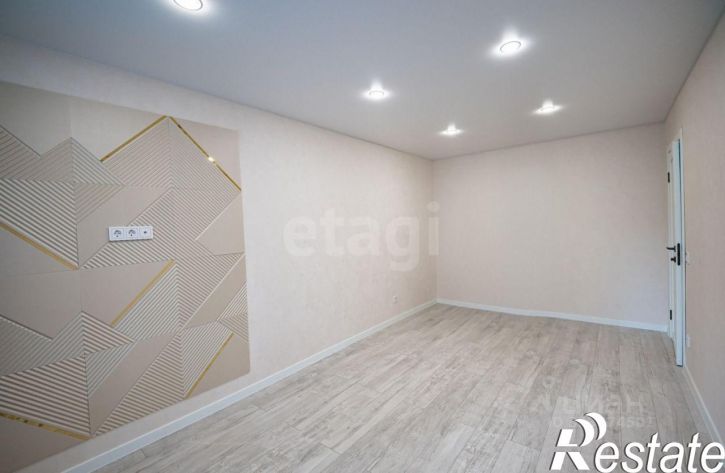 2-комн квартира улица Слепнёва, 20,  д. 20