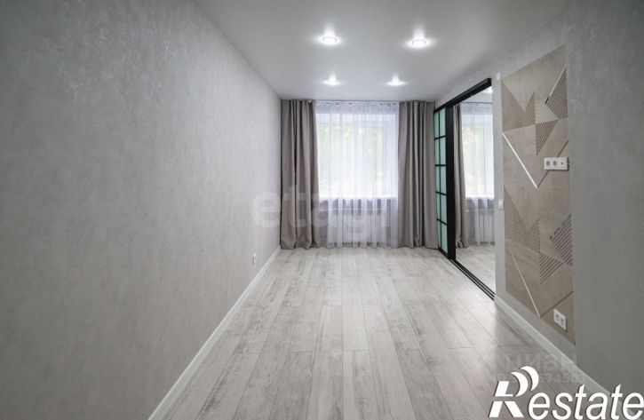 2-комн квартира улица Слепнёва, 20,  д. 20