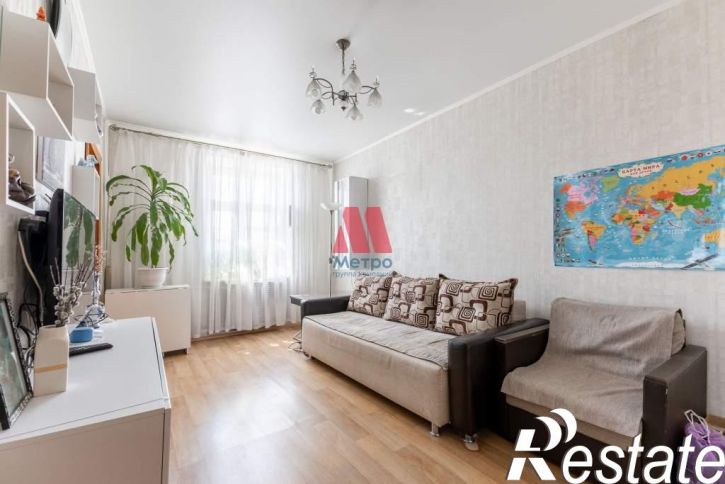 4-комн квартира Республиканская улица, д.45