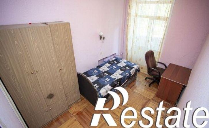3-комн квартира улица Майорова, 7,  д. 7