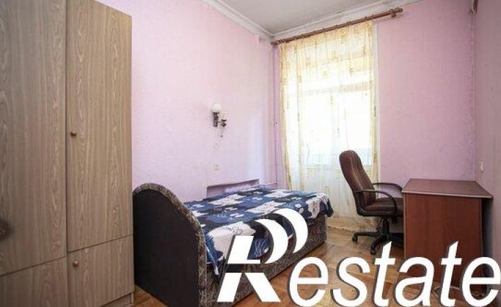 3-комн квартира улица Майорова, 7,  д. 7