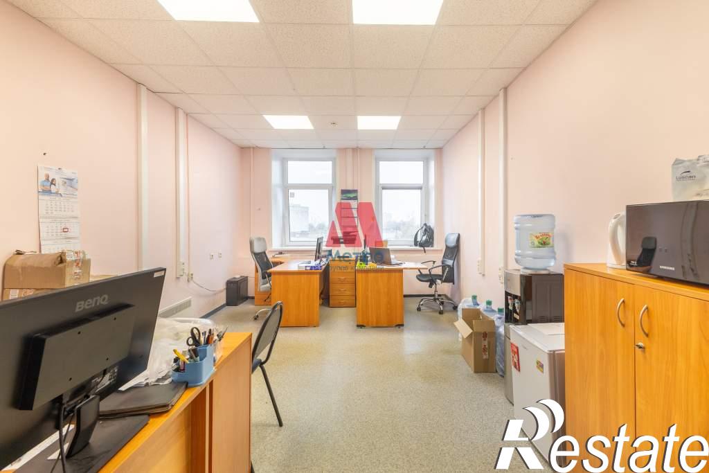 Купить офис, помещение под офис за 24 705 000 рублей на Ленина проспект, д.25