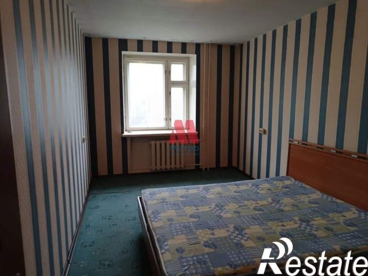2-комн квартира Короленко улица, д.30