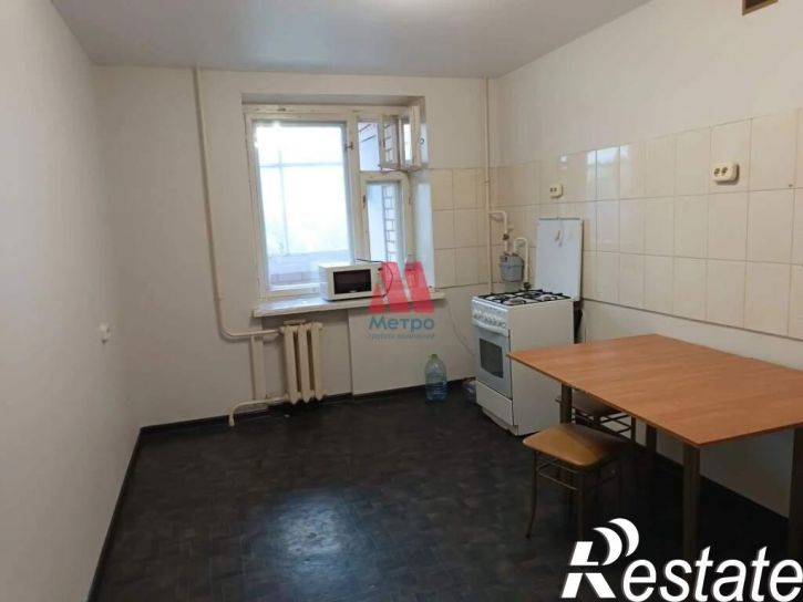 2-комн квартира Короленко улица, д.30