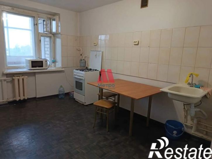 2-комн квартира Короленко улица, д.30