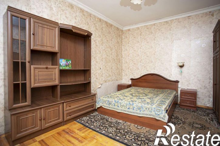 3-комн квартира Рыкачева ул, 4/7