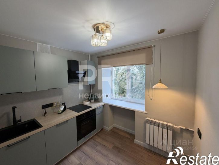 2-комн квартира Угличская улица, 32,  д. 32