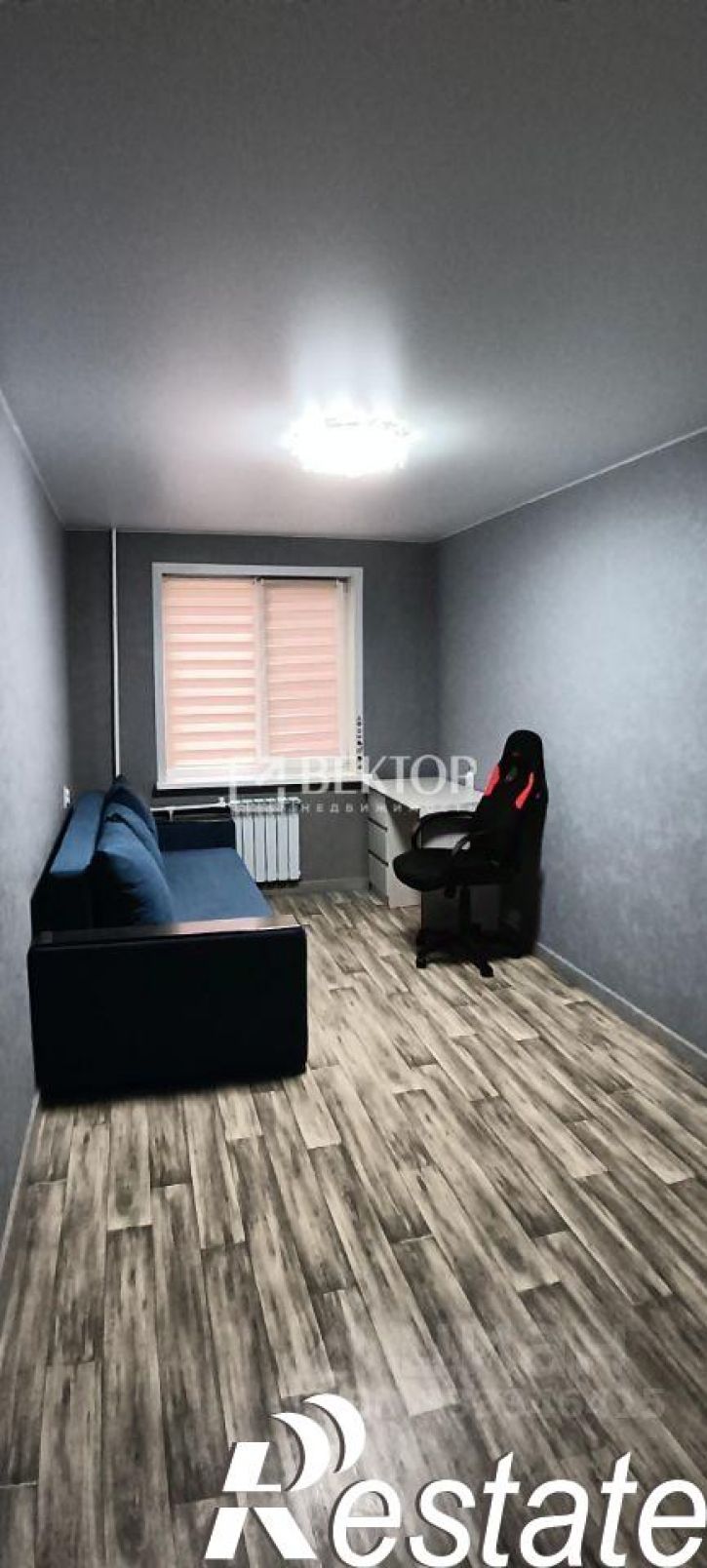 4-комн квартира улица Панина, 43,  д. 43