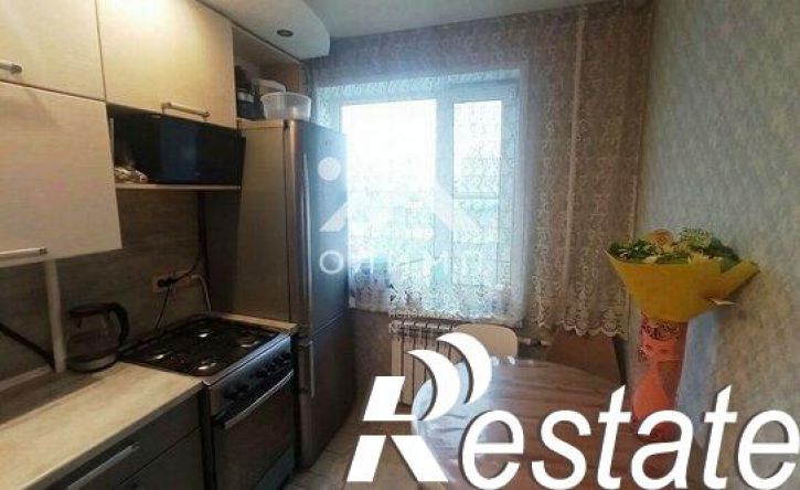 3-комн квартира улица Строителей, 11,  д. 11