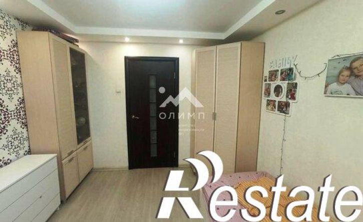 3-комн квартира улица Строителей, 11,  д. 11