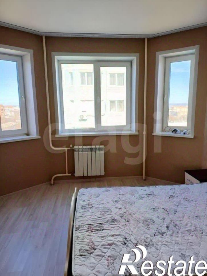 2-комн квартира улица Ньютона, 9В,  д. 9В