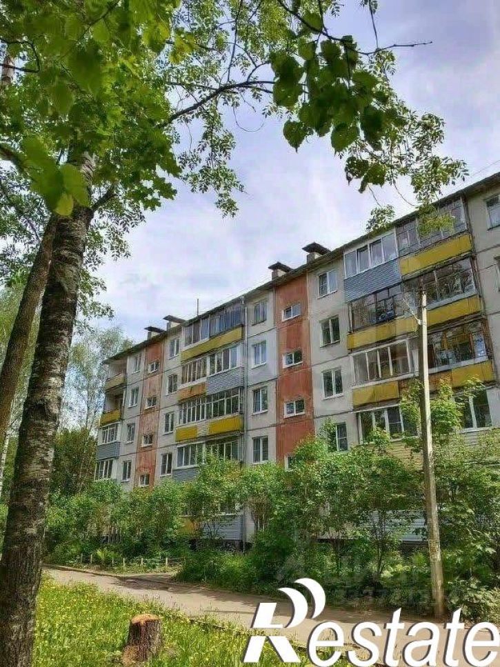 4-комн квартира улица Громова, 10,  д. 10