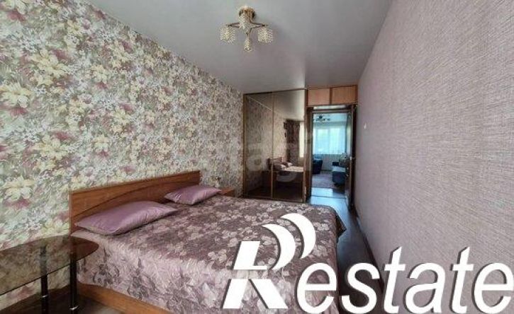 3-комн квартира улица Труфанова, 29 к4,  д. 29 к4