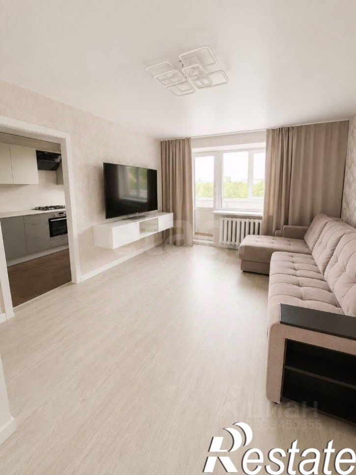 3-комн квартира улица Ньютона, 63 к5,  д. 63 к5
