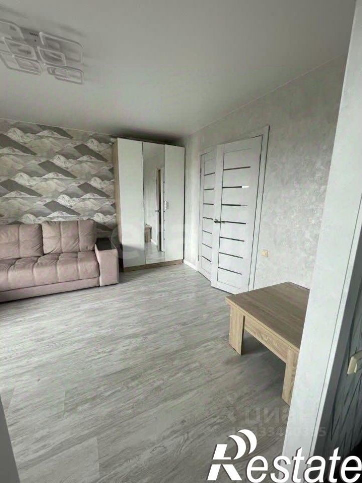 3-комн квартира улица Ньютона, 63 к5,  д. 63 к5