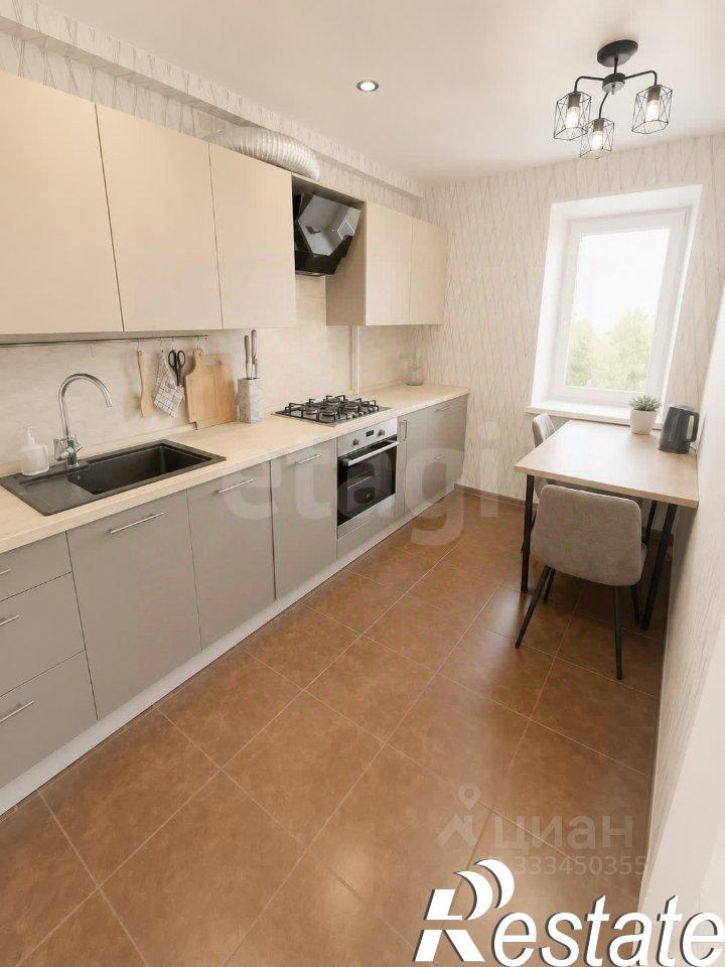 3-комн квартира улица Ньютона, 63 к5,  д. 63 к5
