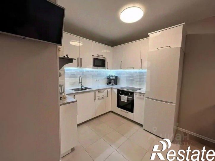 1-комн квартира улица Лескова, 36Б,  д. 36Б