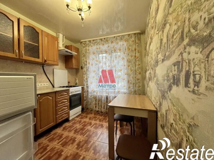 2-комн квартира Александра Невского улица, д.15