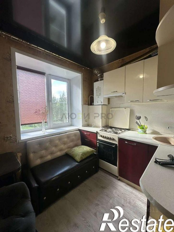 2-комн квартира улица 8 Марта, 12,  д. 12
