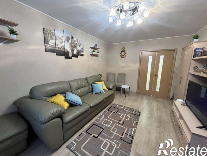 3-комн квартира улица Космонавтов, 21,  д. 21