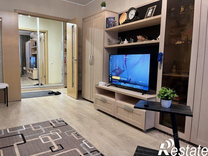 3-комн квартира улица Космонавтов, 21,  д. 21
