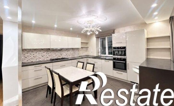 3-комн квартира Красноборская улица, 34 к2,  д. 34 к2