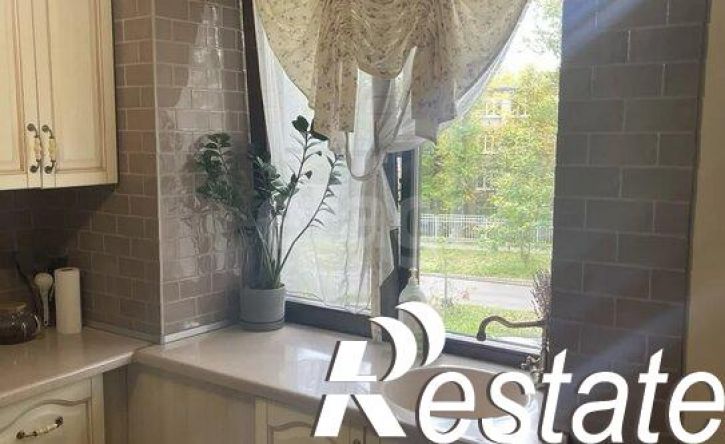 3-комн квартира улица Слепнёва, 20,  д. 20