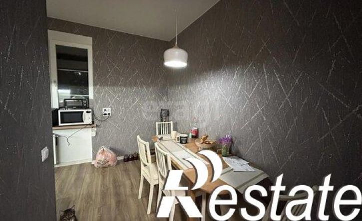 2-комн квартира улица Курчатова, 18,  д. 18
