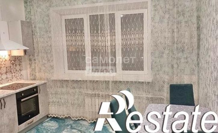 3-комн квартира улица Слепнёва, 17,  д. 17