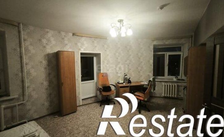 2-комн квартира улица Нефтяников, 4,  д. 4
