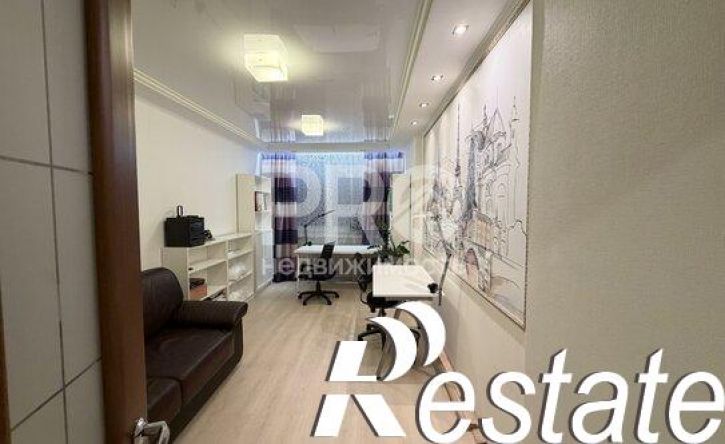 3-комн квартира улица Чехова, 17 к2,  д. 17 к2