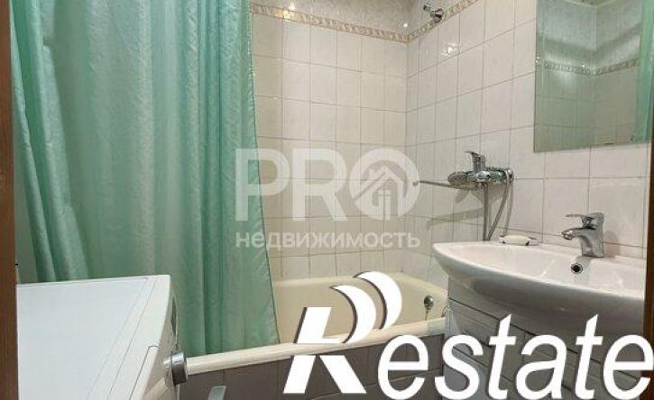 2-комн квартира улица Ньютона, 63 к4,  д. 63 к4