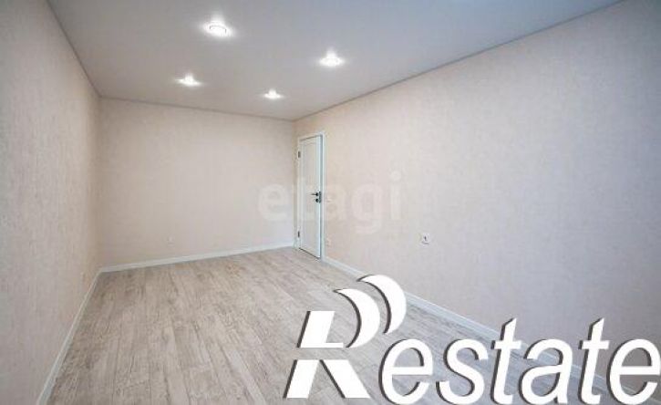 2-комн квартира улица Слепнёва, 20,  д. 20