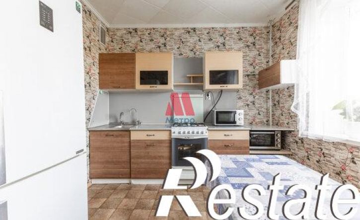 3-комн квартира улица Калинина, 39 к4,  д. 39 к4