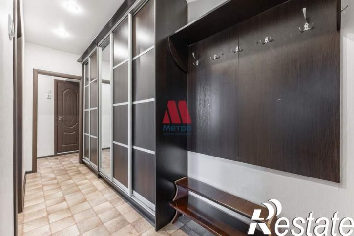 3-комн квартира Калинина улица, д.39к4