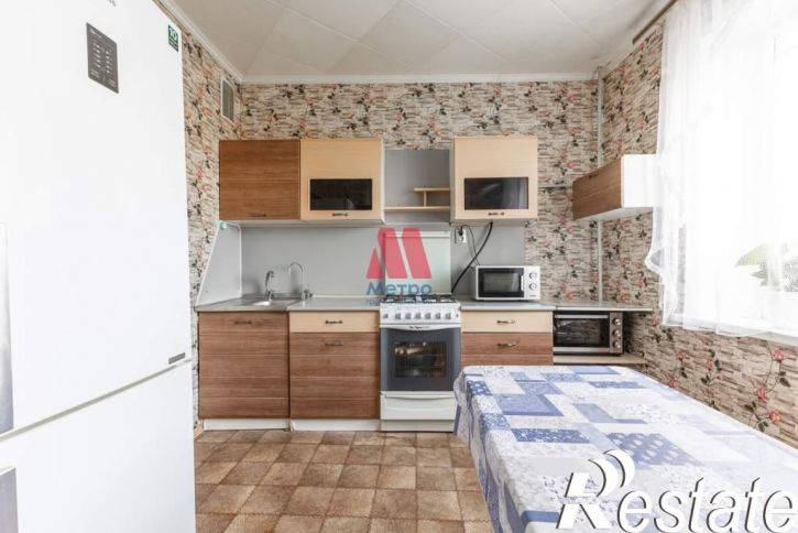 3-комн квартира Калинина улица, д.39к4